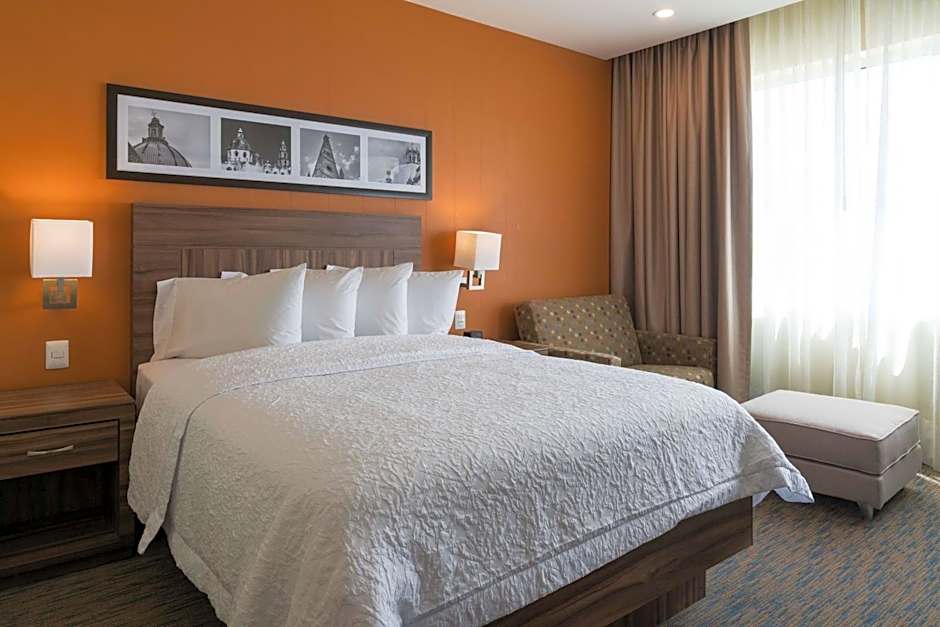 Hampton Inn by Hilton Irapuato