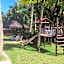 Juquehy - Condomínio de Frente para o Mar - Piscina Aquecida - Quadra de Tenis