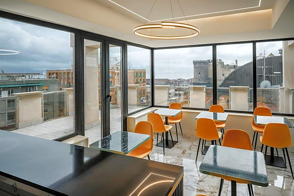 POETICA BOUTIQUE SKY HOTEL