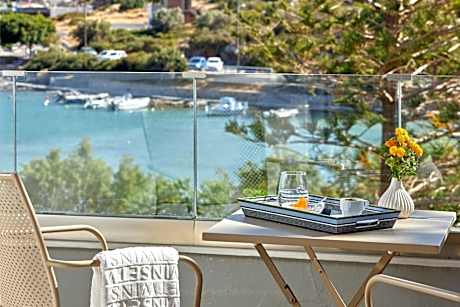 Double or Twin Room with Sea View