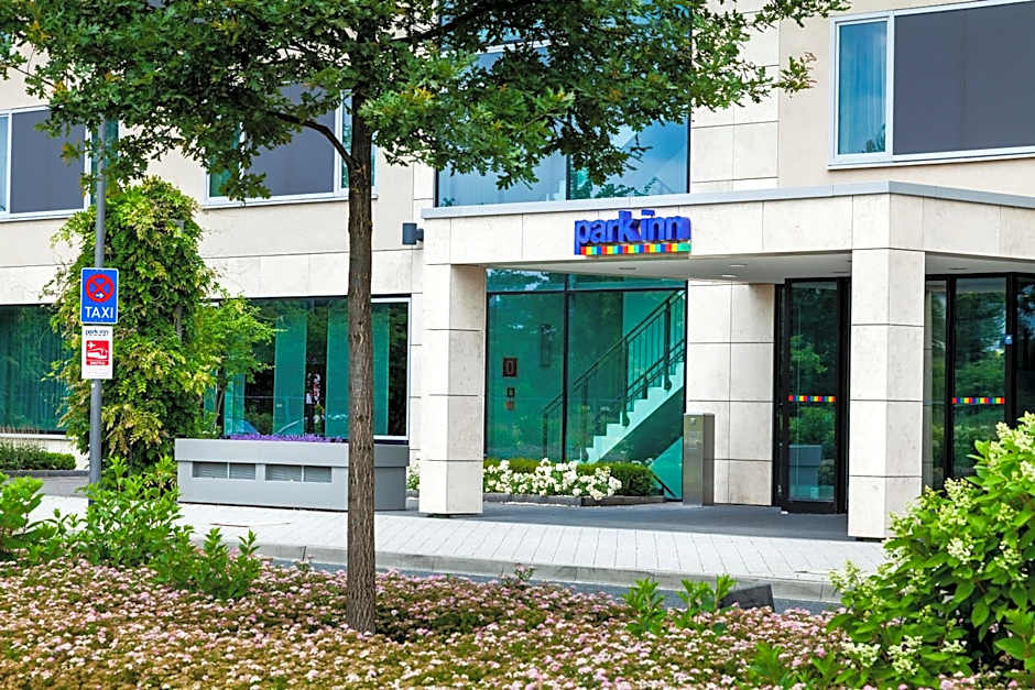 Park Inn By Radisson Frankfurt Airport