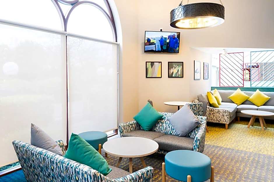 Holiday Inn Gloucester / Cheltenham By IHG