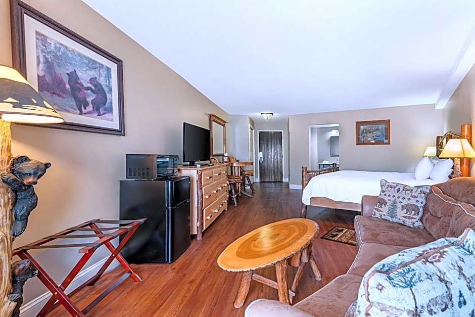 Black Bear Inn, an Ascend Collection Hotel