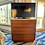 NEW! Marriott Slope View Ski & Summer Luxury Studio Sleeps 4 Full kitchen, Amenities & Paid Parking