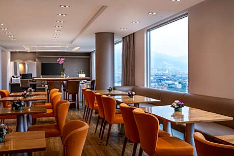 Concierge lounge access, Junior Suite, 1 King