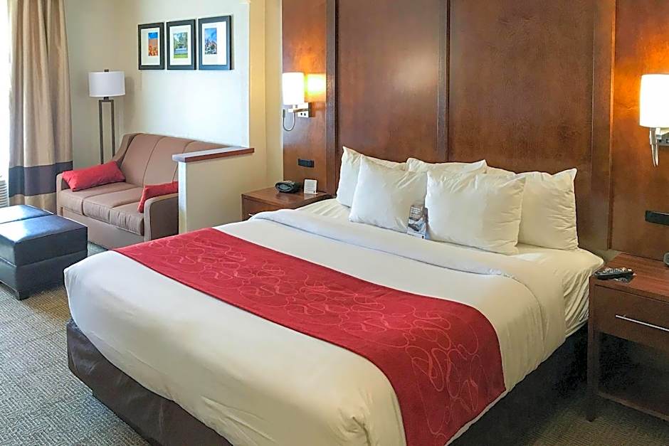 Comfort Suites Near Six Flags Magic Mountain
