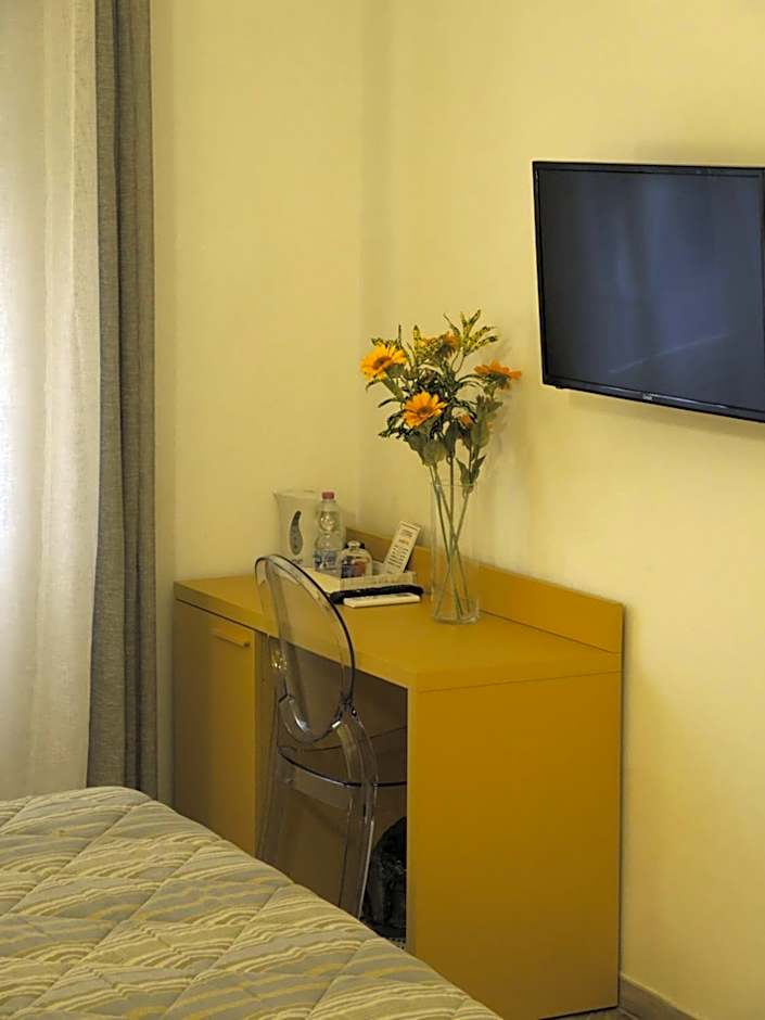 B&B Ariston Pisa Tower