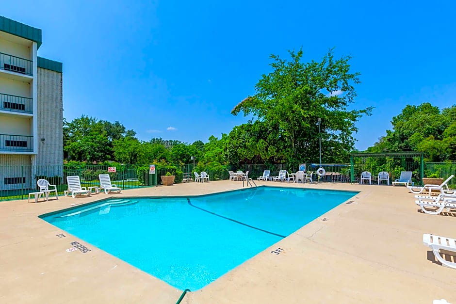 Quality Inn Tyler - Lindale