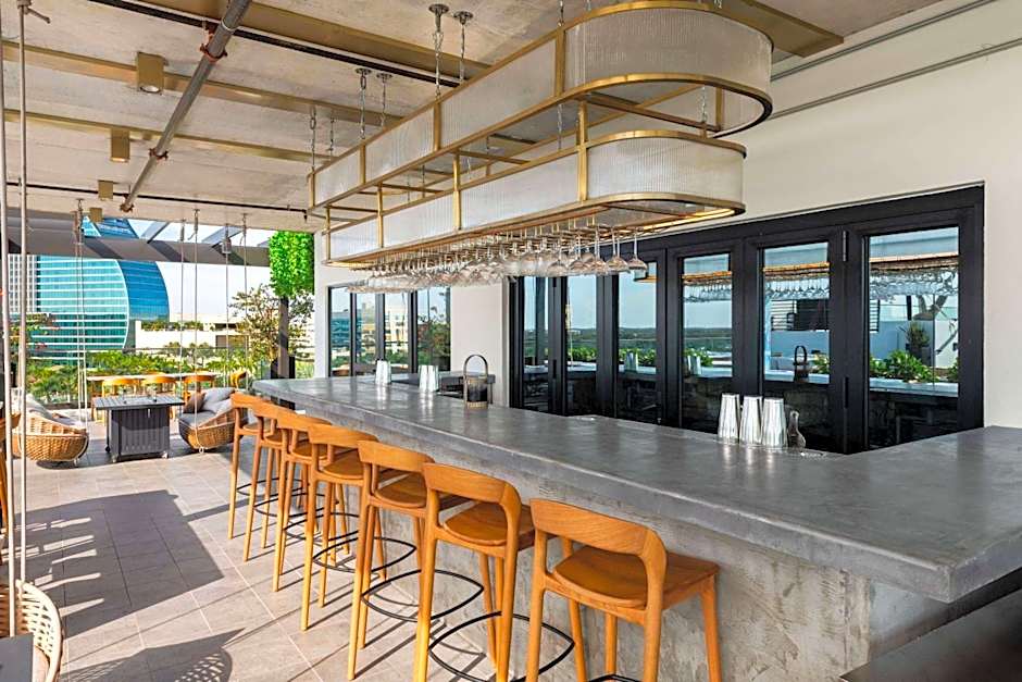 Dolce by Wyndham Hollywood