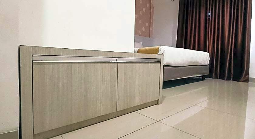 YUNNA EXPRESS LAMPUNG