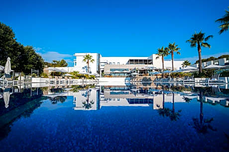 Mouratoglou Hotel & Resort