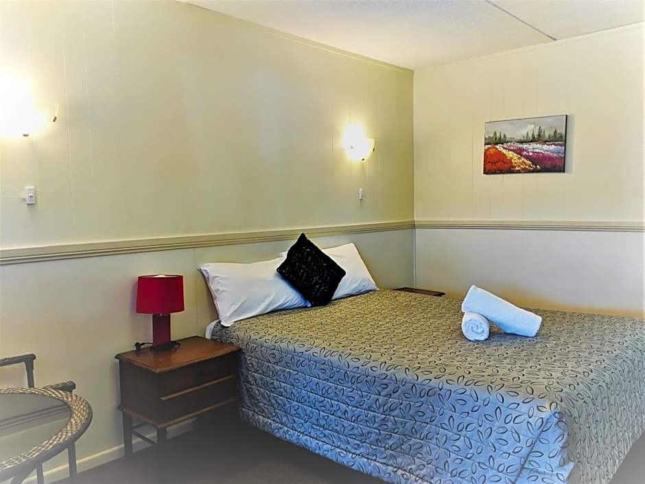 Miners Lodge Motor Inn