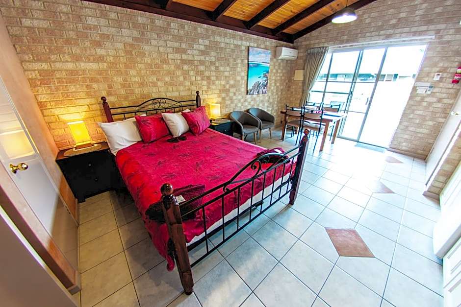 Esperance Foreshore Apartments