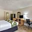 Quality Inn & Suites Hot Springs-Lake Hamilton