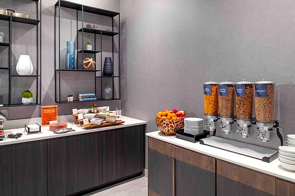 Homewood Suites By Hilton Boston Logan Airport Chelsea