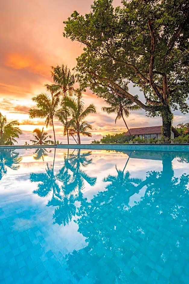 Palau Sunrise Seaview Landison Retreat