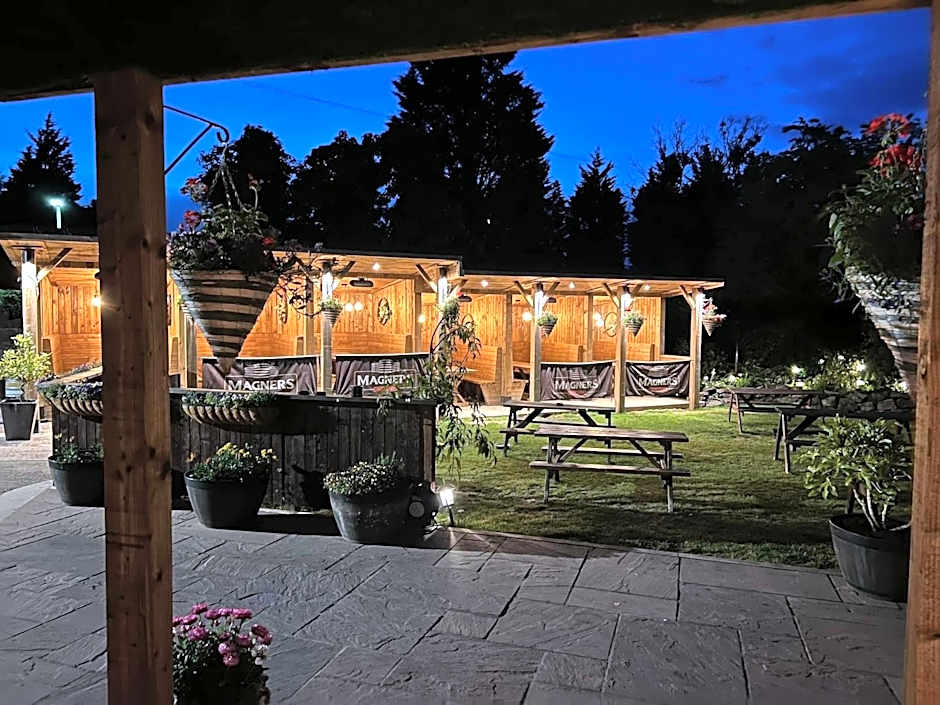 The Hinds Head Hotel