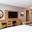 Hampton Inn & Suites Chicago/St. Charles