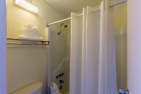 King Room - Non-Smoking