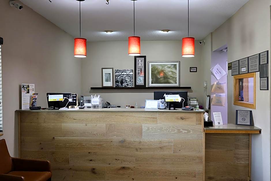 Country Inn & Suites by Radisson, Sparta, WI