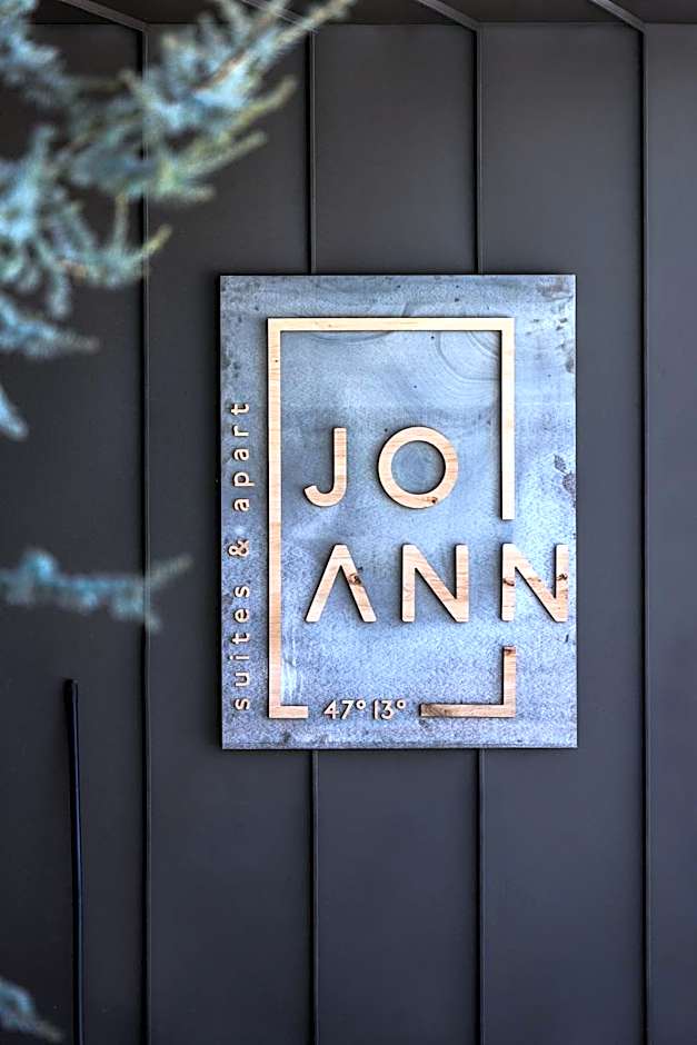 JoAnn suites & apart