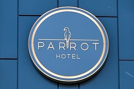 Hotel Parrot