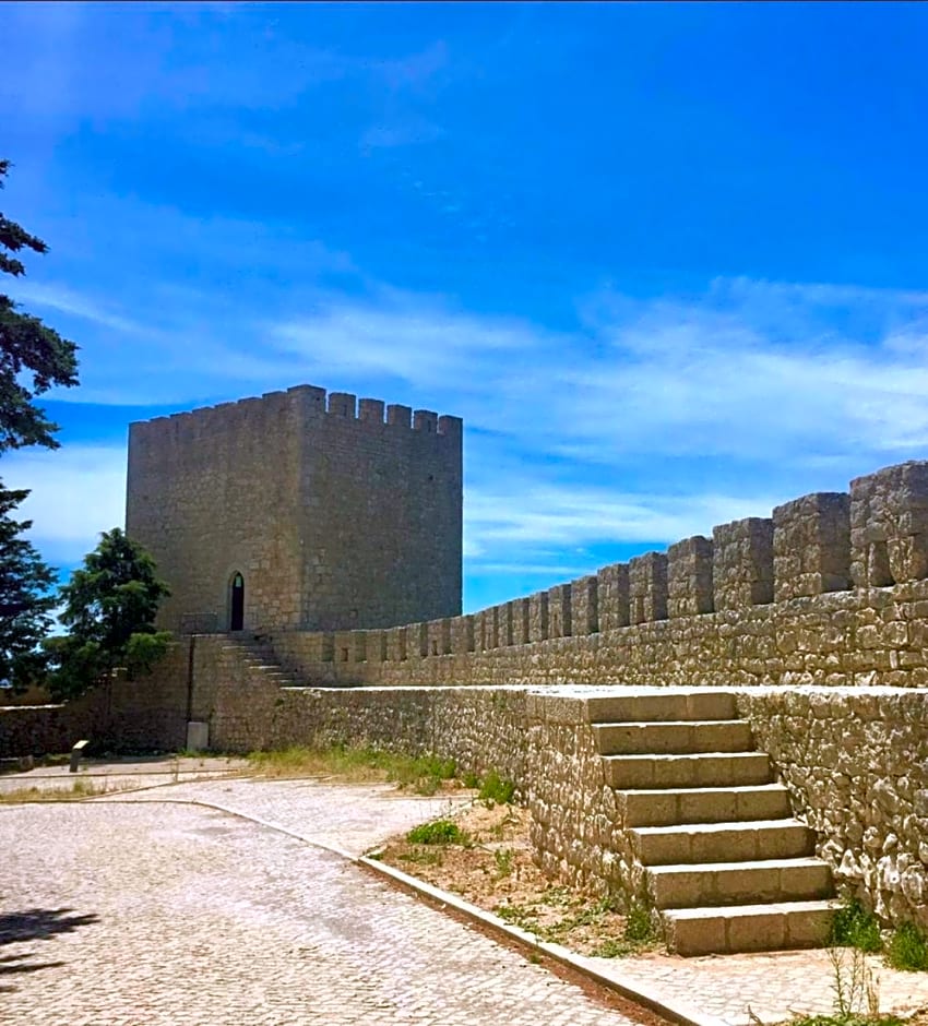 Sesimbra Natural Room and private access