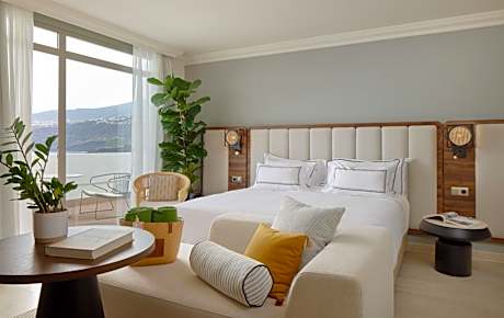 The Level Grand Premium Frontal Sea View