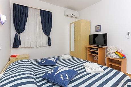 Double or Twin Room with Garden View