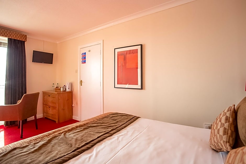 OYO Cliffemount Hotel