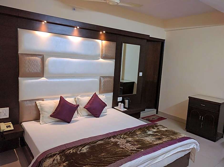 Hotel Surya Kiran