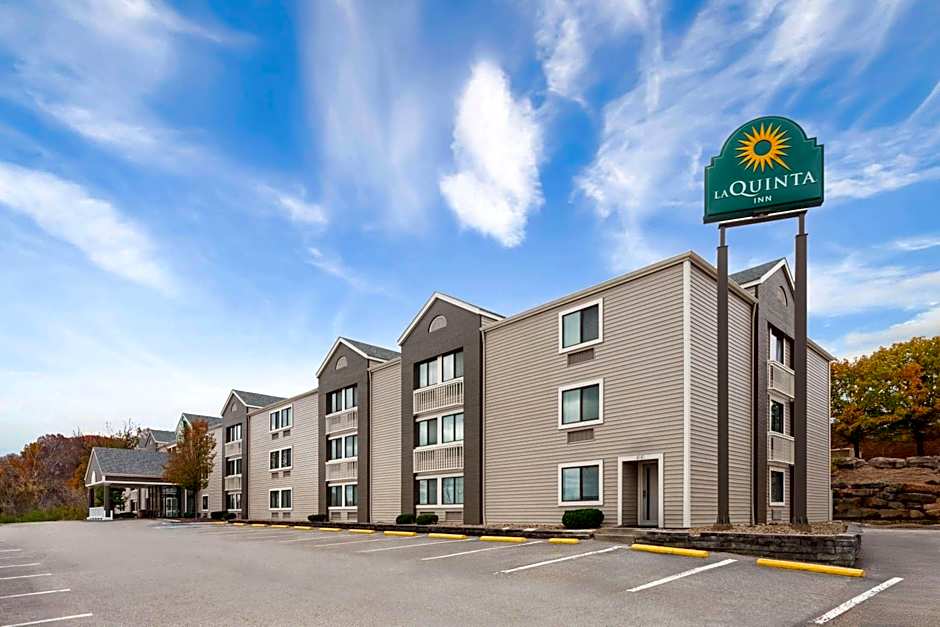 La Quinta Inn & Suites by Wyndham Cleveland Independence