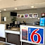 Motel 6 Cheyenne, WY