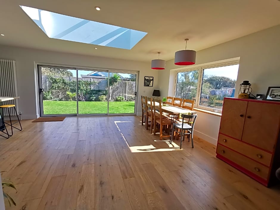 Iona – Bracklesham Bay