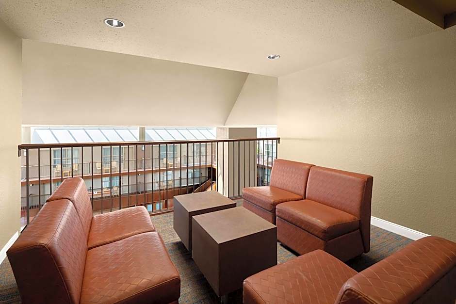 Delta Hotels by Marriott Calgary South