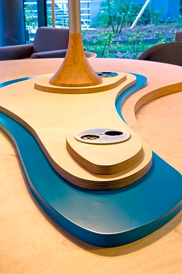 Nomad Paris Roissy CDG