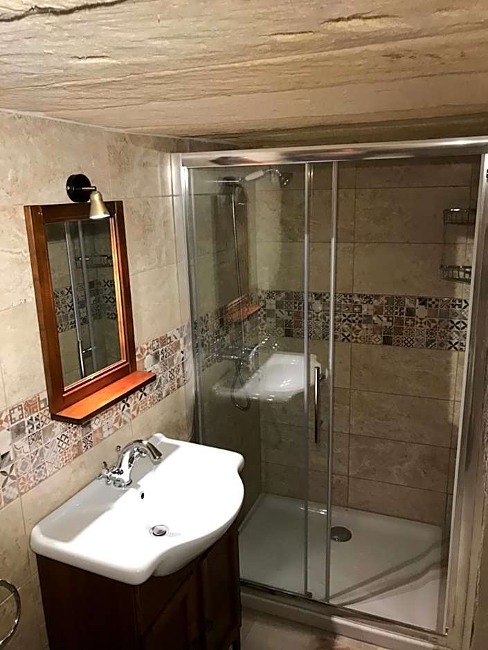 The Cloisters Bed And Breakfast