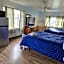 Mountaineer Motel