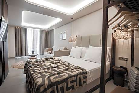 Junior Suite with Private Pool