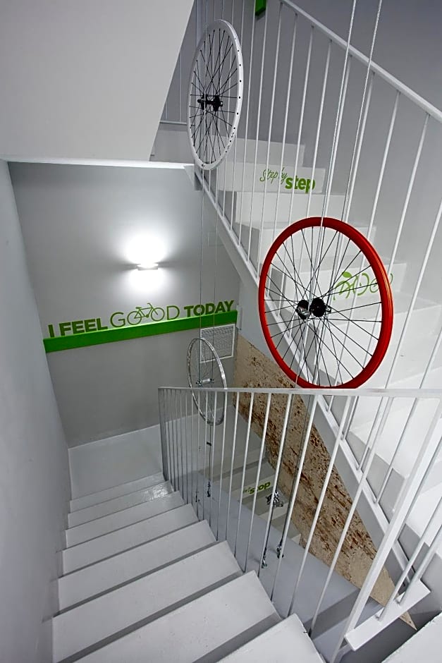 Sant Jordi Hostels Gracia