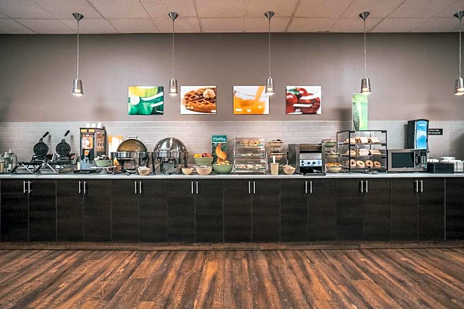 Quality Inn & Suites Saskatoon