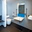 Holiday Inn Express Burton on Trent By IHG