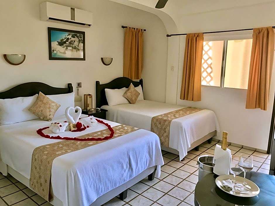 Hotel Bucaneros