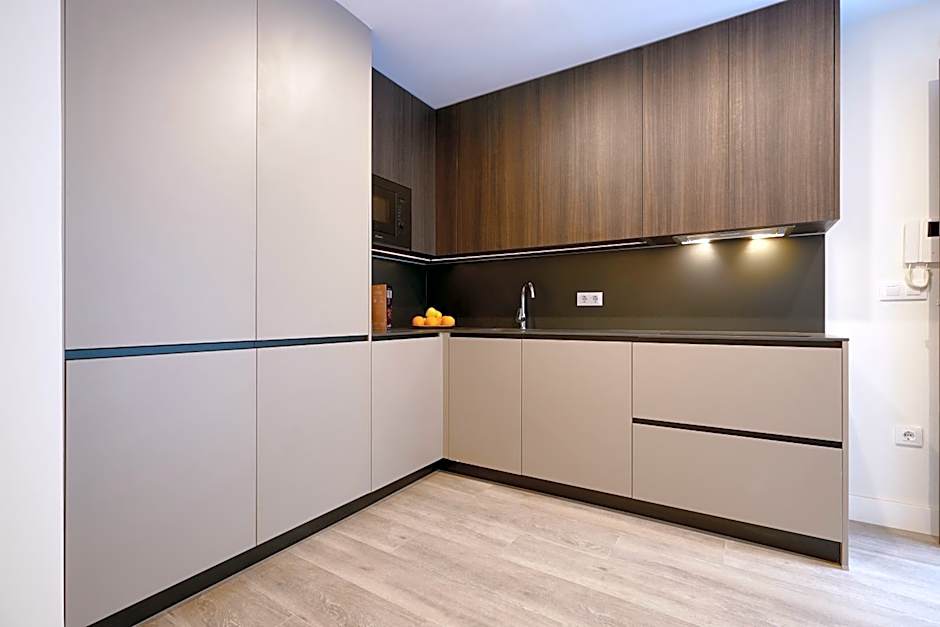 Casa Pizarro, by Homing U