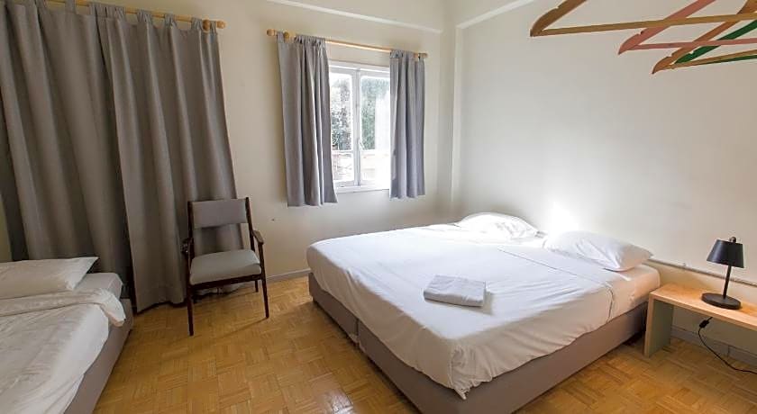 The Grand Meshmosh Hotel
