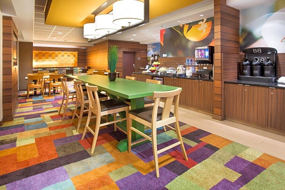 Fairfield Inn & Suites by Marriott Boston Milford