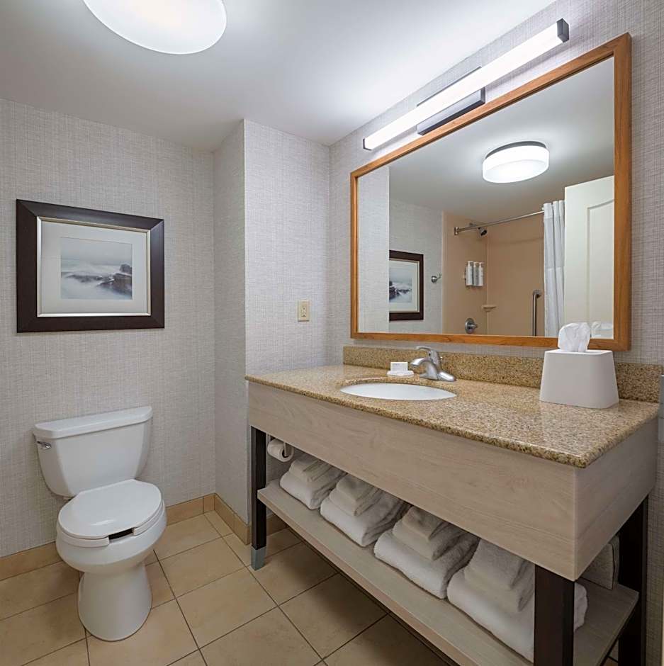 Hampton Inn By Hilton and Suites Moncton New Brunswick