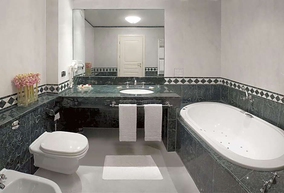 Hotel Maxim