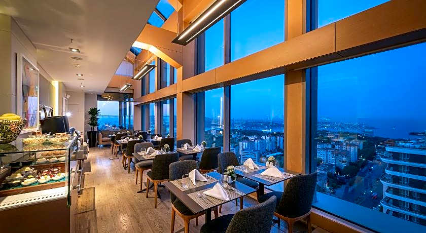 Renaissance by Marriott Istanbul Polat Bosphorus Hotel