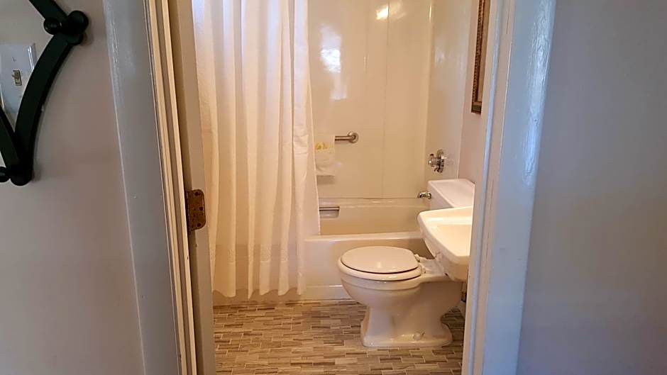 Starlight Lodge Cape Cod